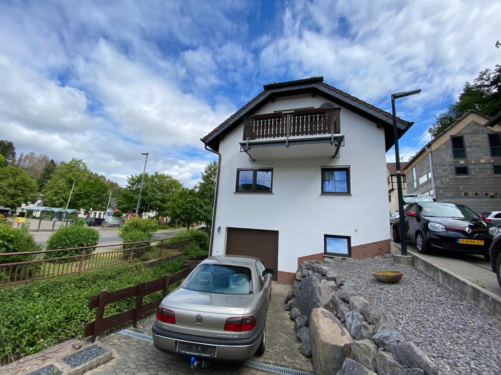 Balkon Zimmer - Apartment Gonnersdorf  Extérieur photo